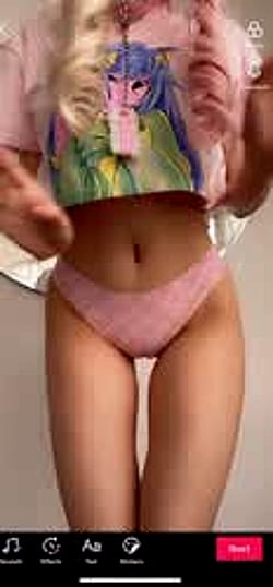 I Always Get A Camel Toe… This Is Why I Rarely Wear Panties'