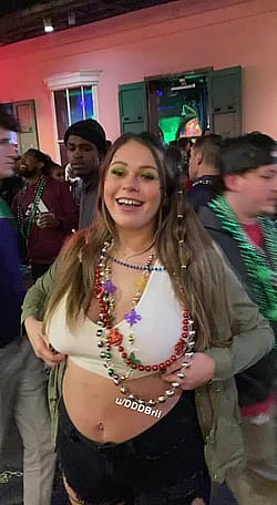 Earning My Beads At Mardi Gras? [GIF]'