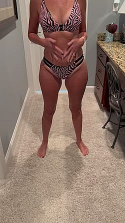 Chat Me Up At The Pool And I’ll Strip For You [f]'
