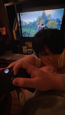 My Boyfriend Is Trying To Play All Of Elden Ring While I Suck His Dick'