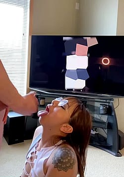 My Friend Wanted Us To Watch His Porn While I Got A Facial'