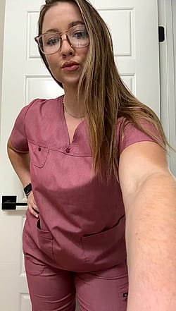 Am I a cute or hot nurse...or neither? 🤭 [F27]'